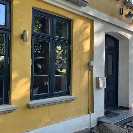 Historisches Pastorat - Luka Casa de Férias Fehmarn